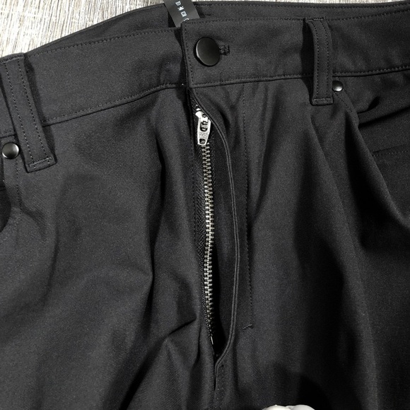 LULULEMON Men's ABC Classic Fit 5 Pocket Warpstreme Pant Black Size 36 - Picture 6 of 10